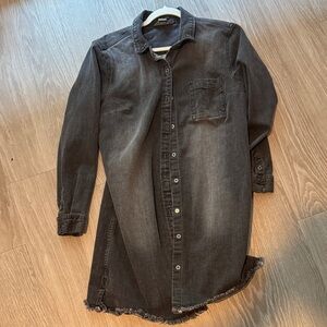 🖤👕 Naturale Reflections Black Denim Shirt Dress – Raw Hem Chic 👕🖤